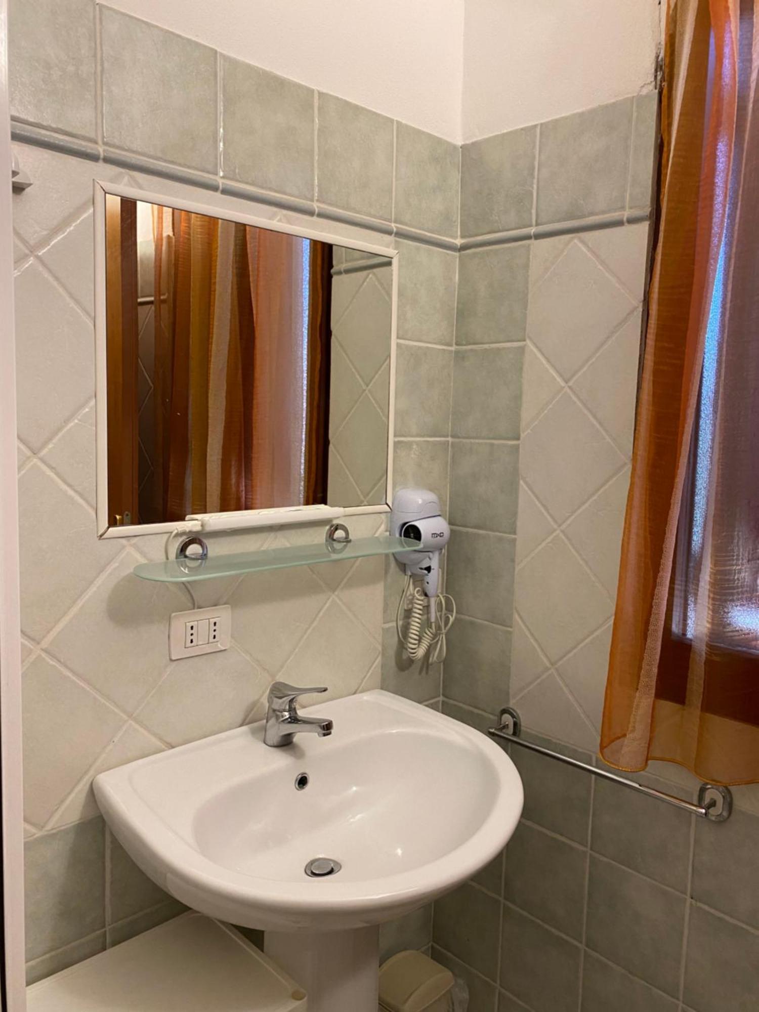Concas Apartaments Portoscuso Eksteriør billede